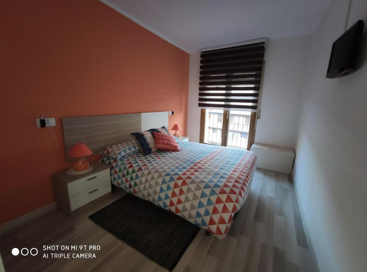 Apartamento Confort I La Seu d'Urgell Extérieur photo